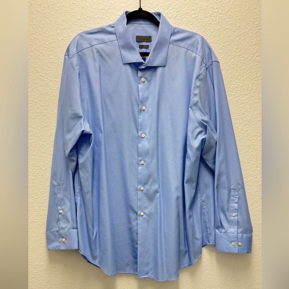Men’s Calvin Klein Light Blue Slim Fit Non Iron Dress Shirt